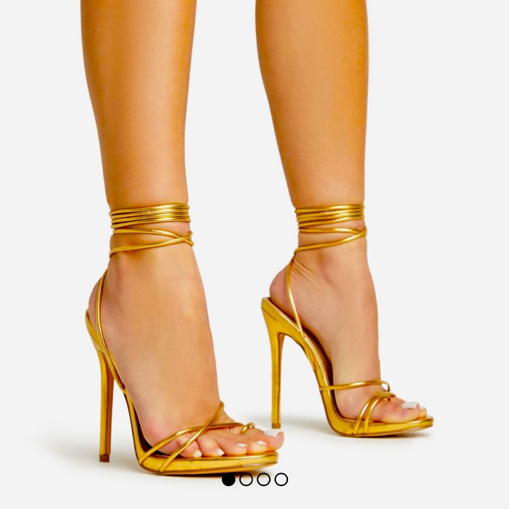 LACE UP PLATFORM HEEL
